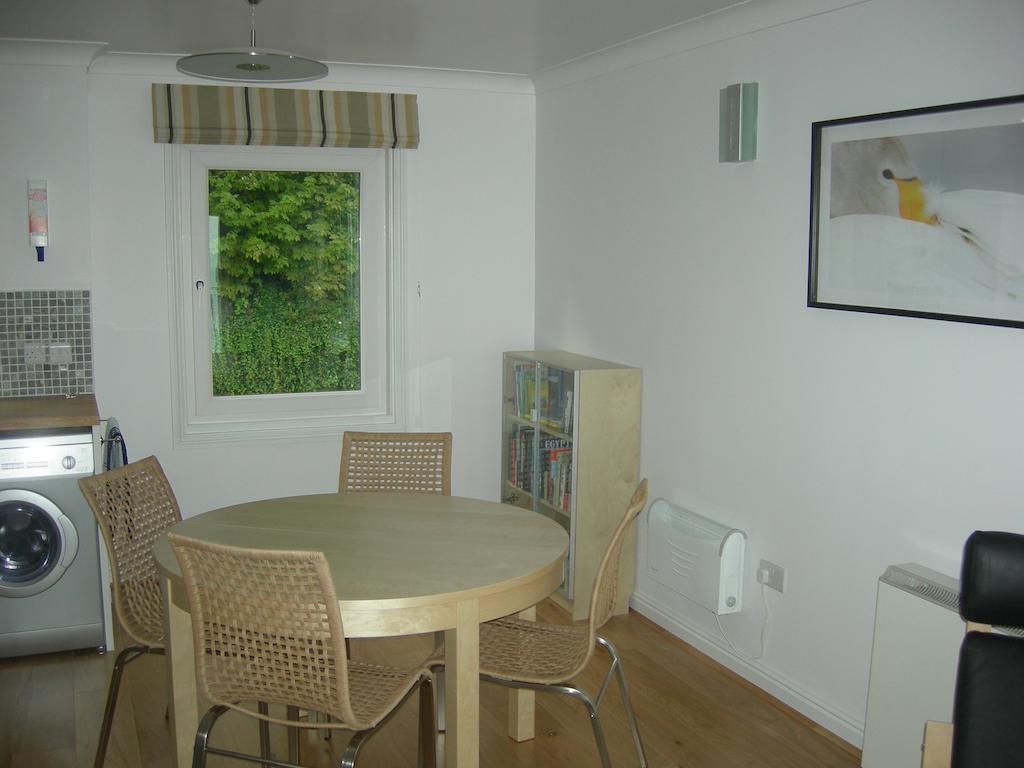 Beach View Apartment Ventnor Room photo